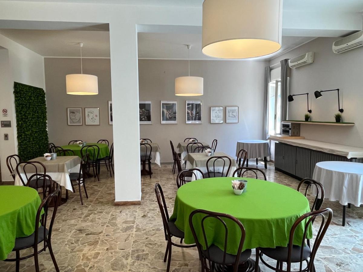 T Hotel ريميني المظهر الخارجي الصورة